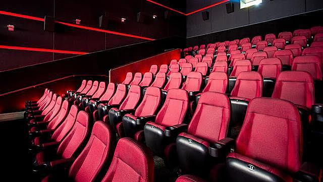 《阿凡达2》预售票房破亿 12月16日正式上映