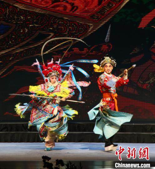 展示闽剧风采,新加坡迎来了一场来自中国的交流演出