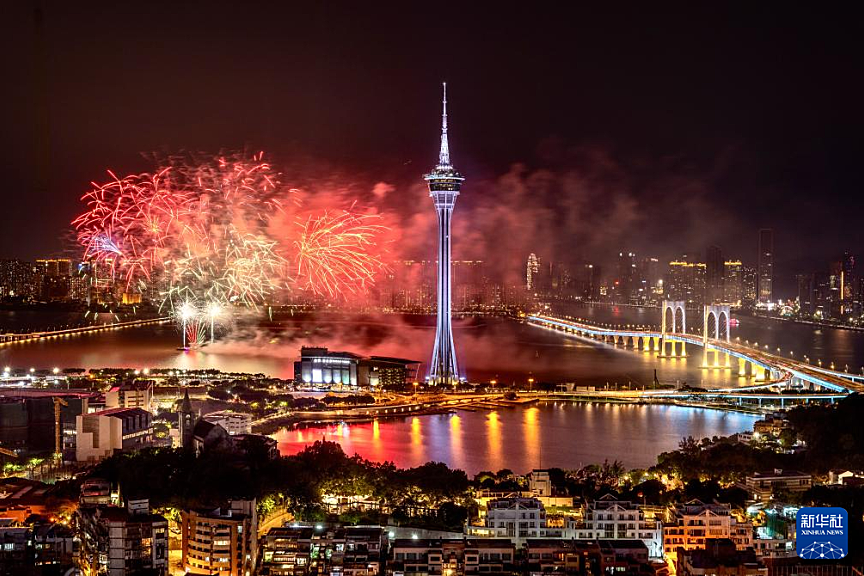 第33届澳门国际烟花比赛汇演揭幕