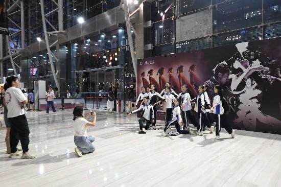 深圳原创舞剧《咏春》“回家”连演8场，年底再赴海外驻场演出